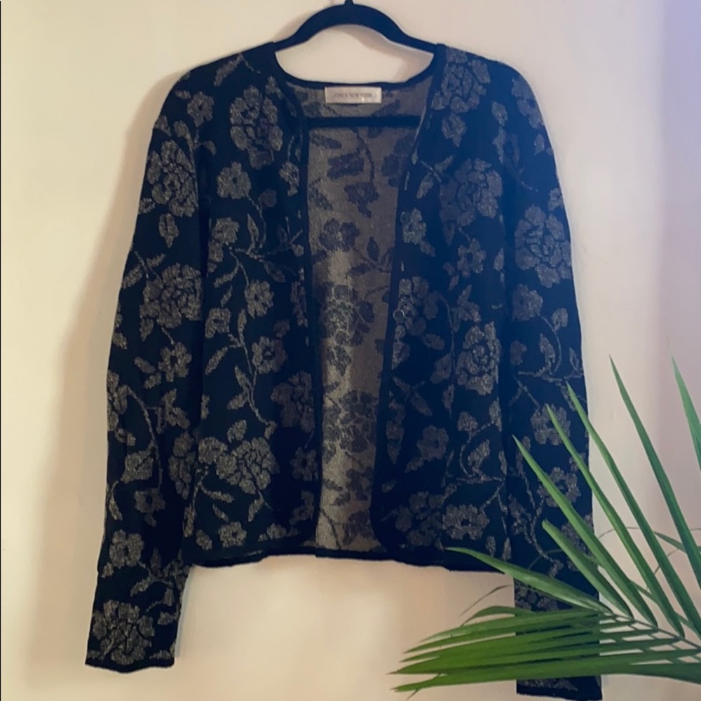 Contrasting Floral Cardigan